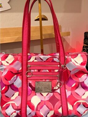 Coach Poppy Y2K Tote